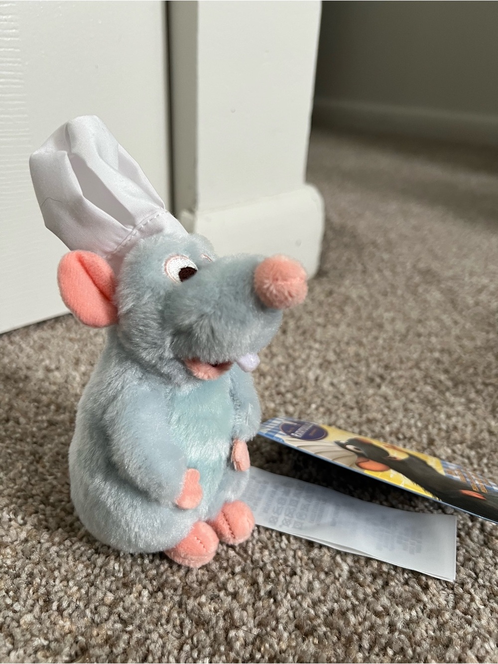 Disney Parks exclusive Remy shoulder plush